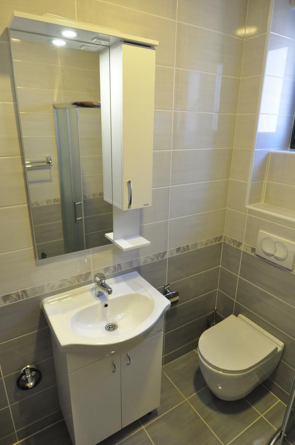 Alex 2 Apartman Vrnjačka Banja Zimmer foto